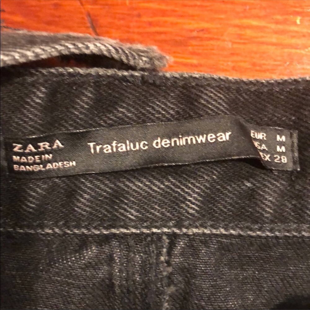Black denim zara skirt